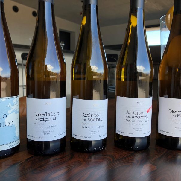 Azores Wine Company - Loucos por Brancos | Vinhos Brancos